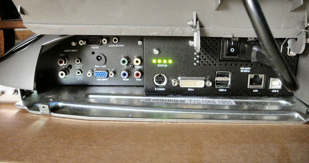 3M Digital Media System DMS 815 Wall Mounted DLP Projector