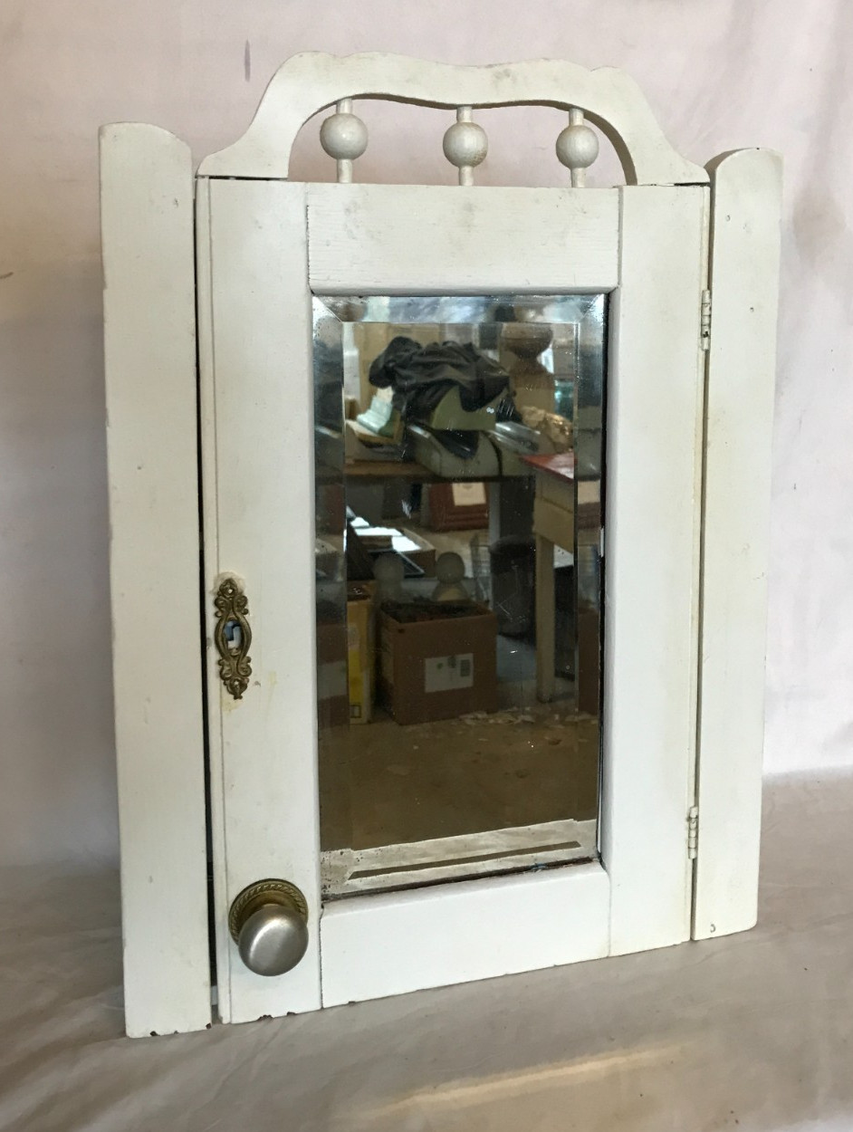 VTG 13x18 Wood Shabby Wall Medicine Cabinet Mirror Stick & Ball Chic Old 26-26B