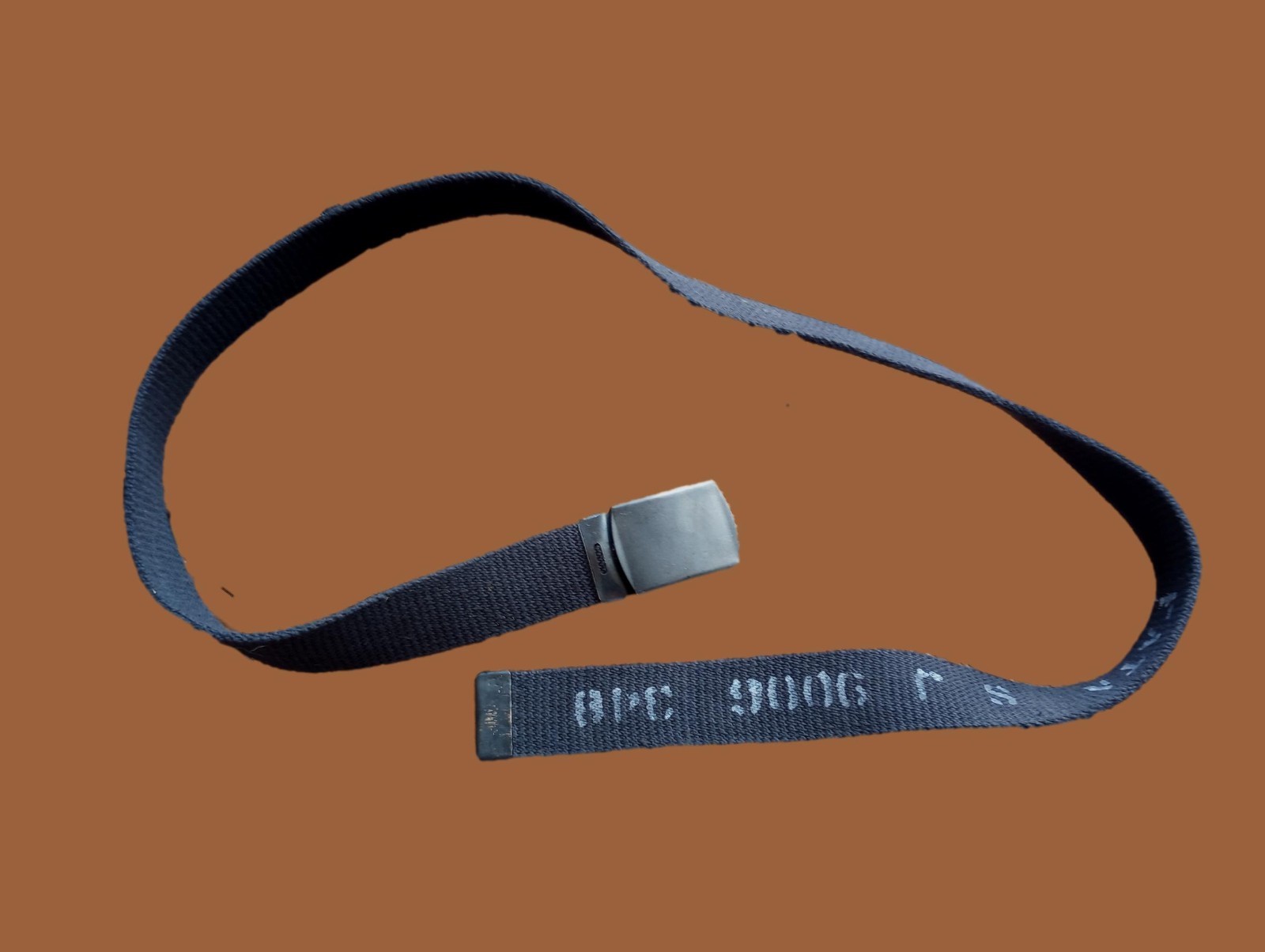 VINTAGE U.S MILITARY NAVY ISSUE BLACK WEB BELT WITH BLACK ROLLER BUCKLE US MADE