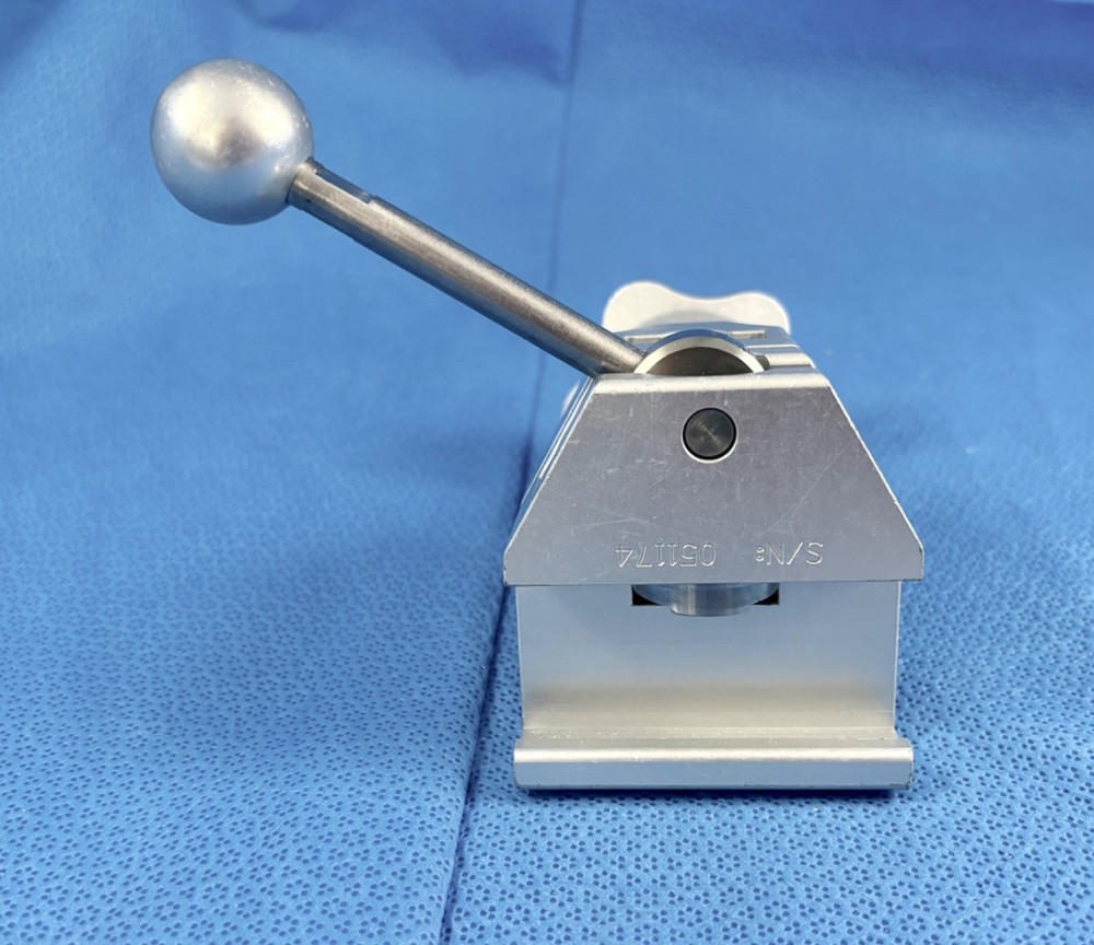 STERIS 051174 CamLoc Clamp