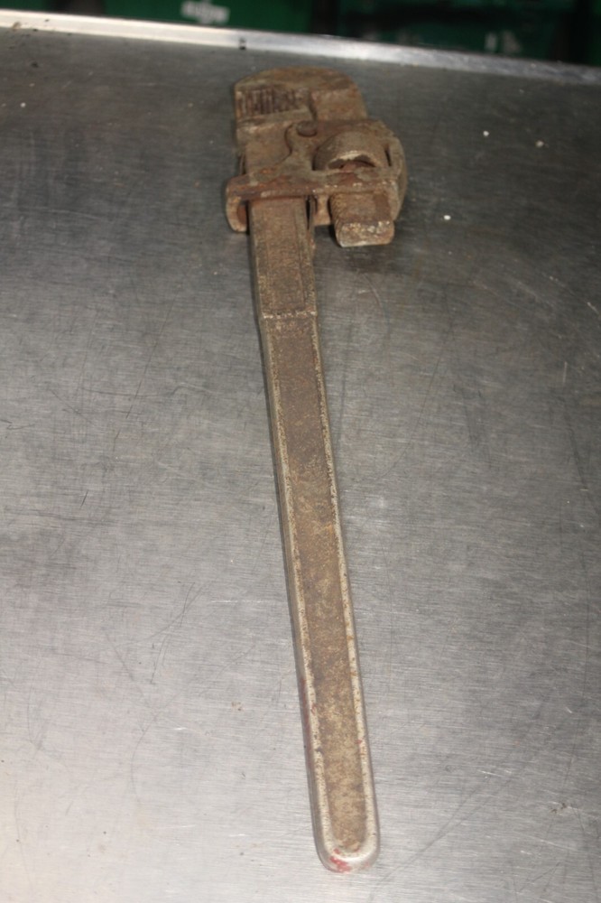 Vintage 24" Walworth Pipe Wrench