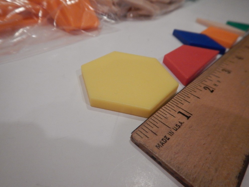 550 Plastic Pattern Blocks Geometric Shapes Math Manipulatives Art Work