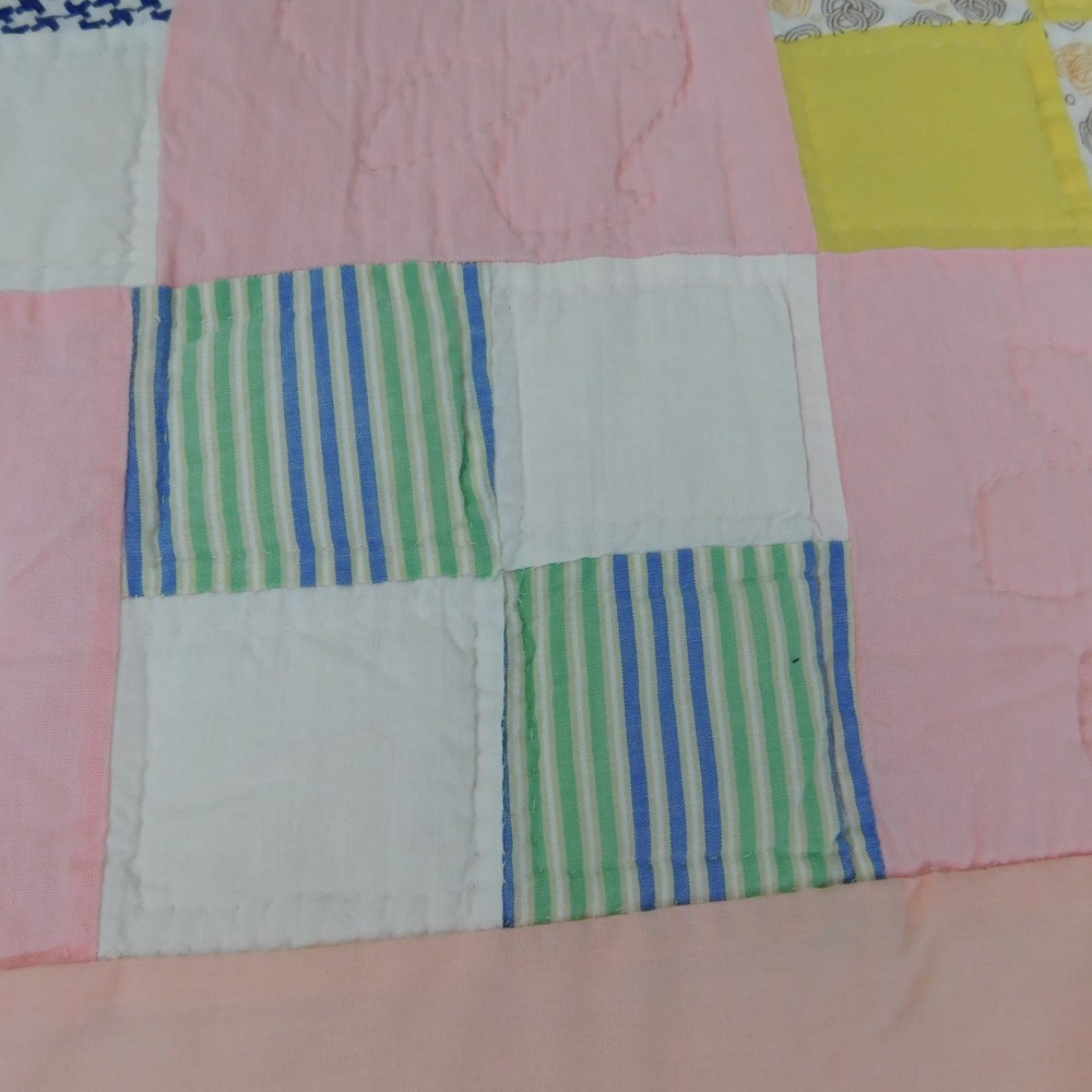 Handmade 4-Patch Pattern Quilt Solid Pink Backing 100 x 90 Colorful #C9
