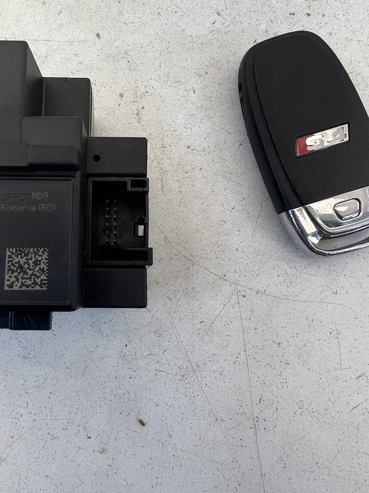 2013-2016 Audi S4 Ignition Switch Module W/Key OEM.
