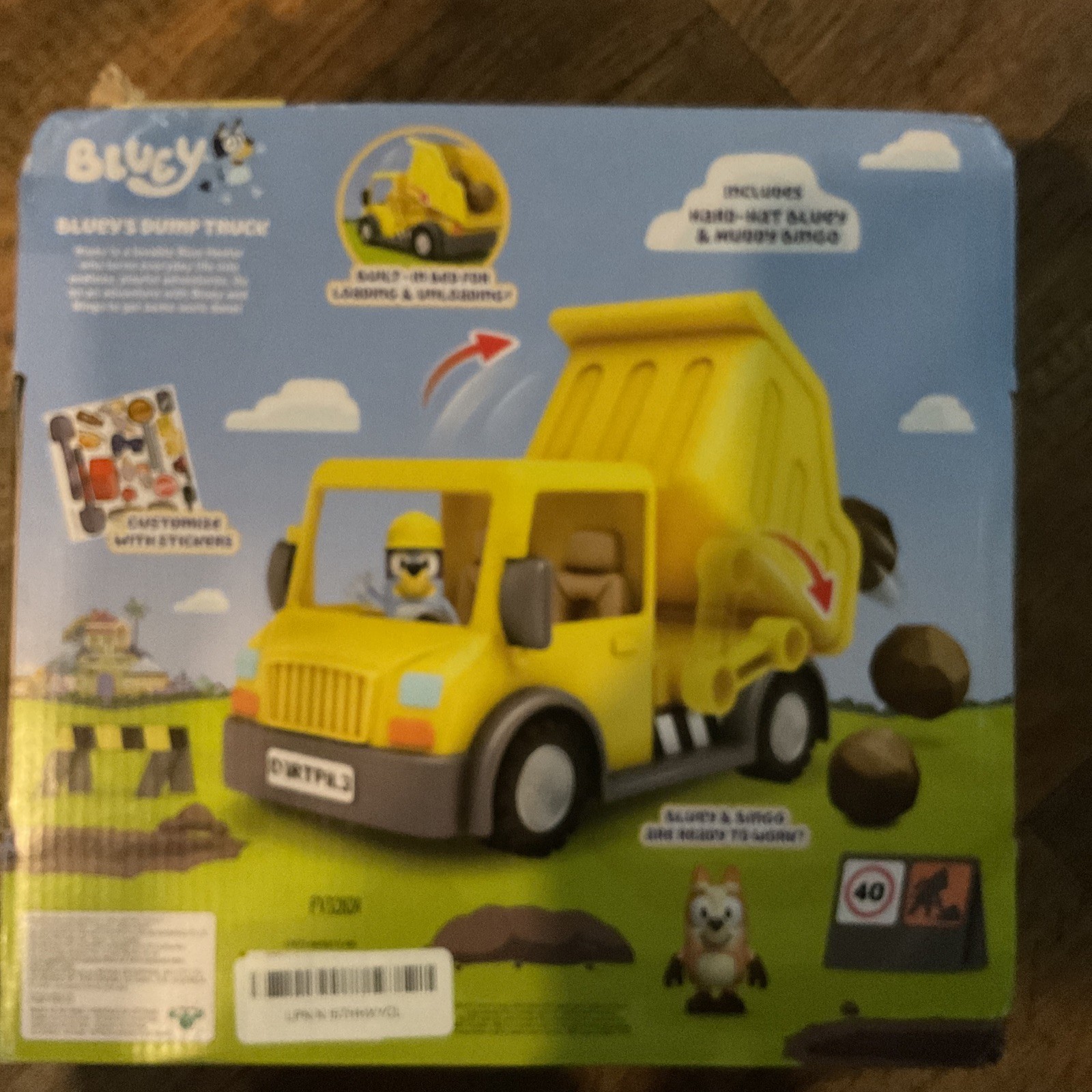 Bluey’s Dump Truck Built In Bed For Loading & Unloading