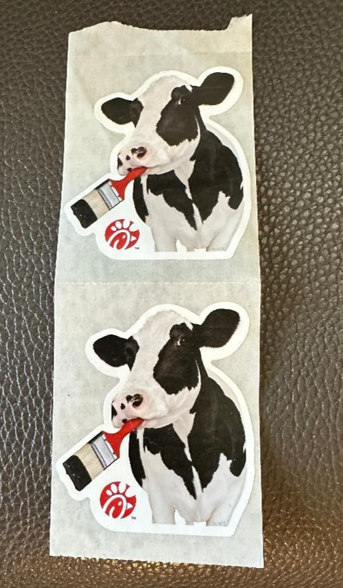 CHICK-fil-A WAFFLE COW W/ PAINTBRUSH HANDLE IN MOUTH NEW MARCH 2026 SET OF 2