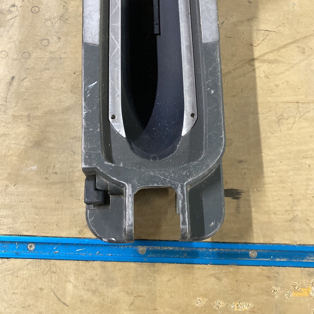 Dewalt TABLE for DHS790 60V DWS780 Double Bevel Sliding Miter Saws