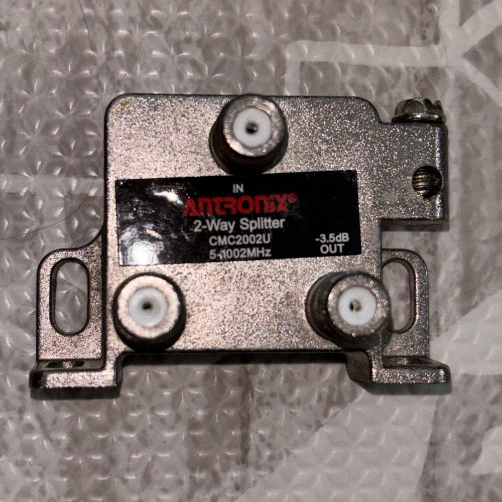 Antronix CMC2002U Universal 2 Way Splitter.
