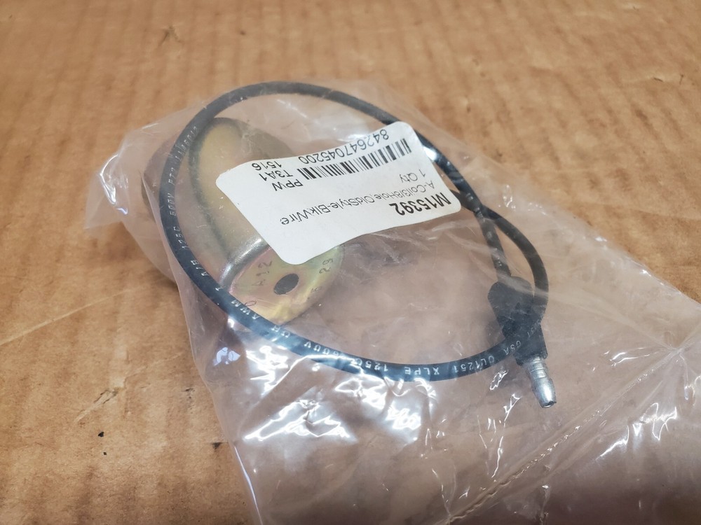 AM15356 A Solenoid Assembly Valve & Coil Black Wire E45 E46 E47 Meyer Early 3/8"