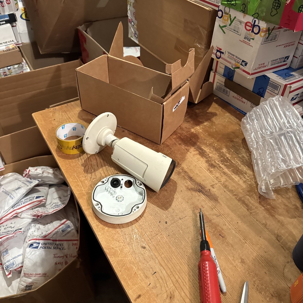 Axis P1428-E 0637-001 Bullet Network Security Camera Tested & Working