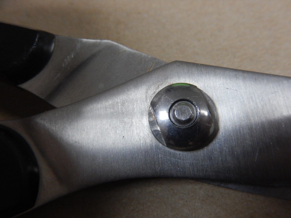 10" Sabatier Kitchen Multi Purpose Shears with Black spring loaded handles- nice