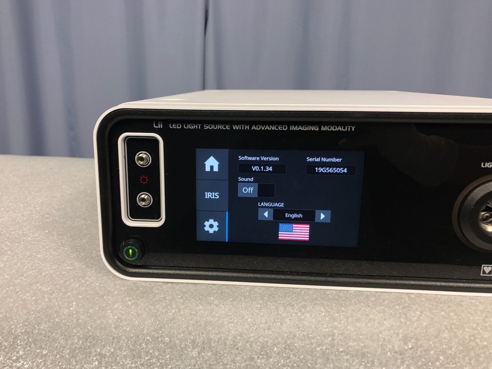 Stryker L11 AIM LED Auto Light Technology Light Source - 2019