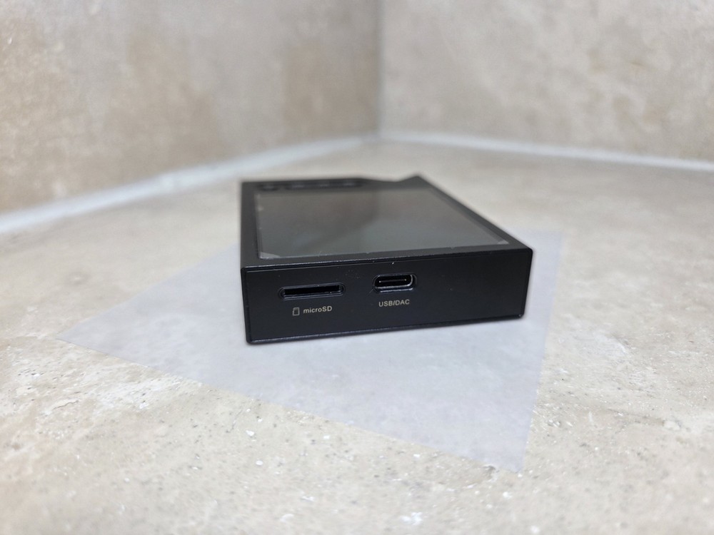 Onix XM2 + Leather Case bundle - Used