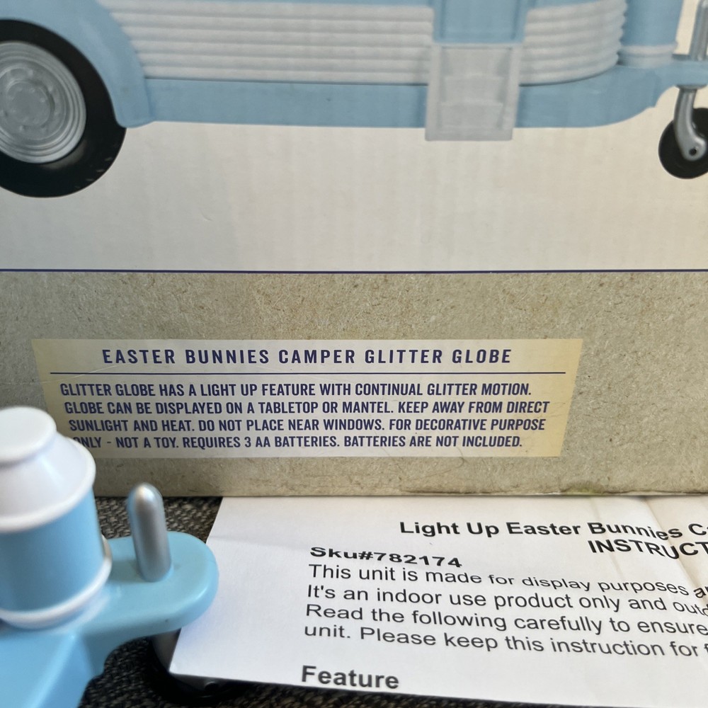 Rare Cracker Barrel Easter Bunnies Camper Glitter Globe Easter Bunny Snow Globe