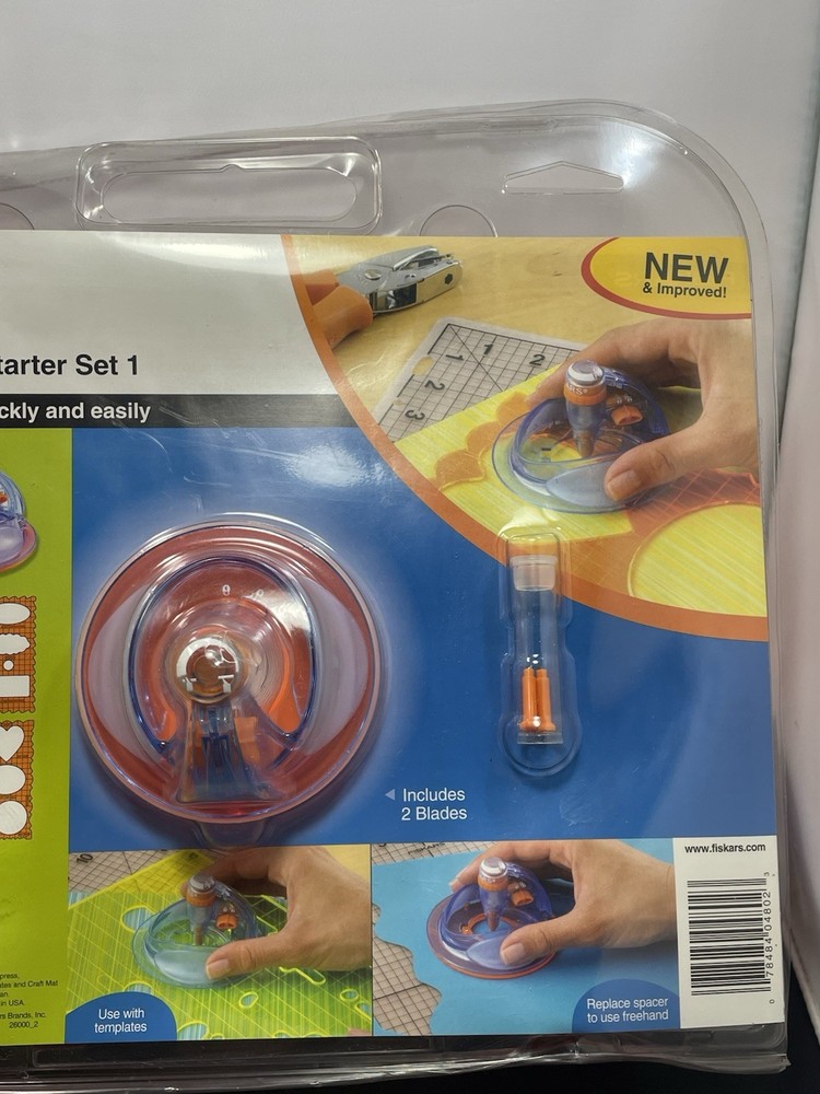 Fiskars Ultra SHAPEXPRESS - 7 Piece Starter Set - Cutting Mat - Templates +