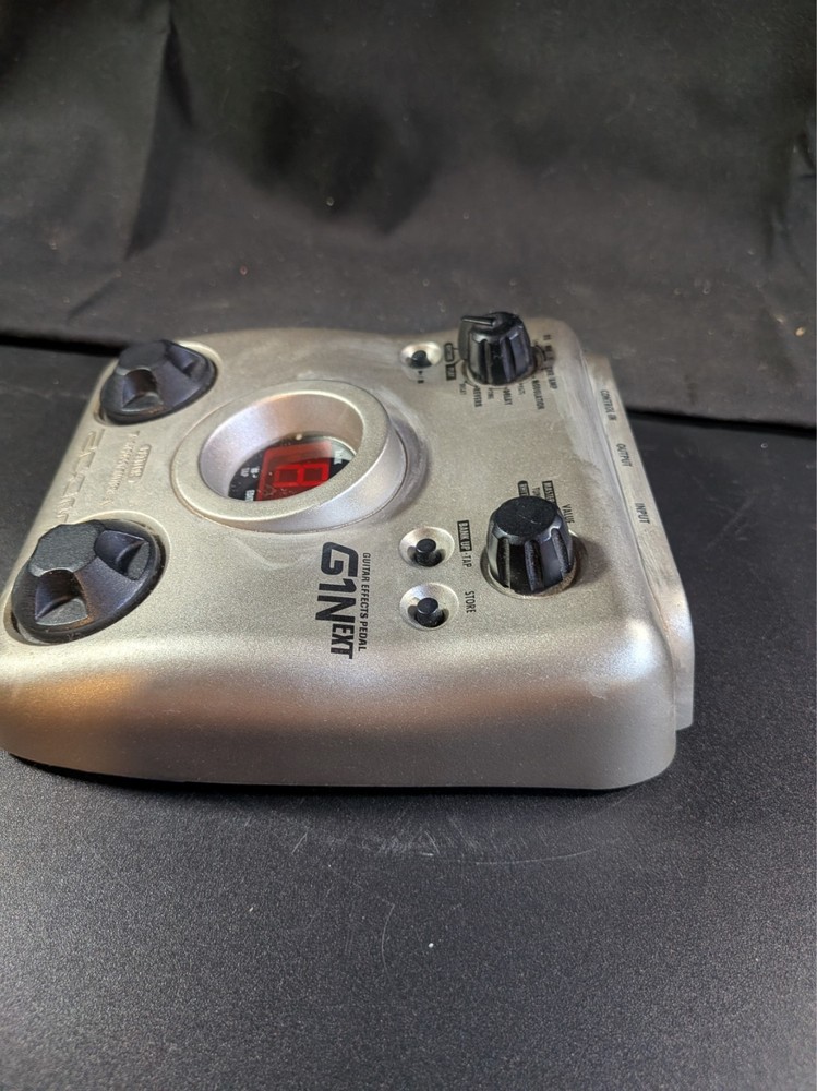Zoom G1n EXT Multi-Effects Guitar Effect