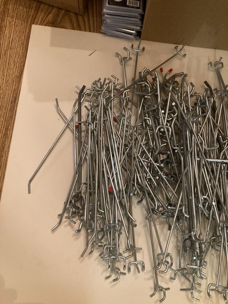200 Peg Hooks