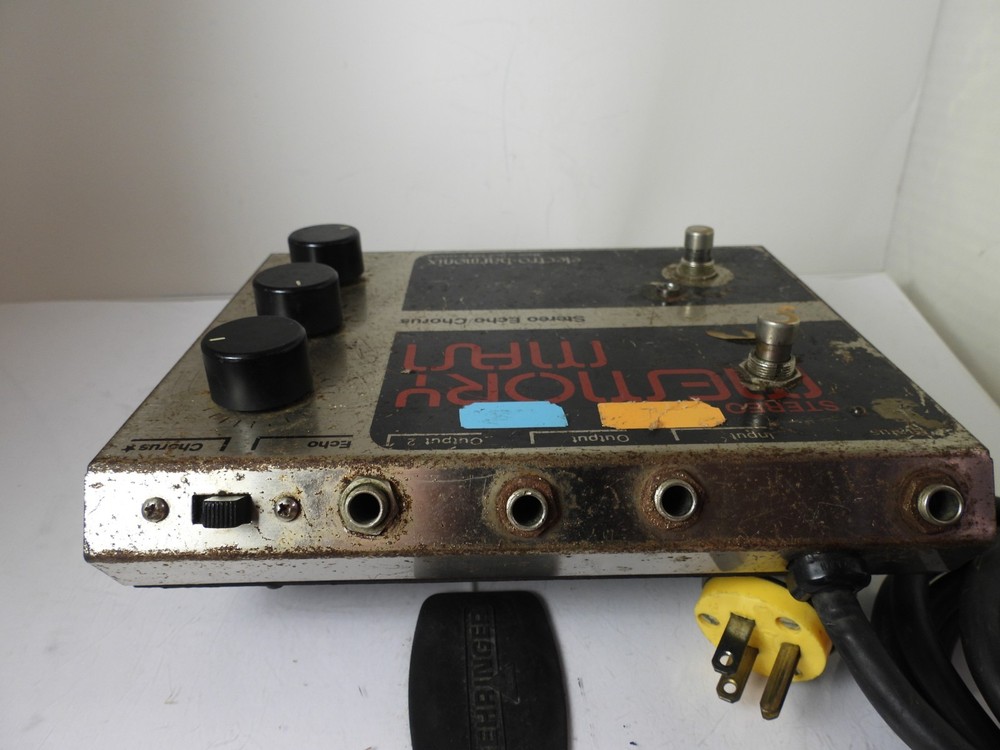 Vintage Electro Harmonix Sterero Memory Man Echo Chorus Effects Pedal Modified