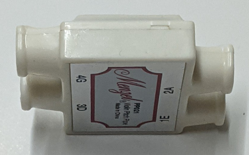 Menzel - Violin Pitch Pipe - Model PP021 - Plastic Box