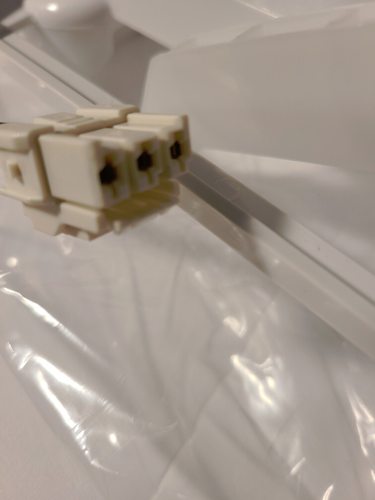 GENUINE Frigidaire 5304532555 5304532554 Refrigerator Replacement Ice Maker