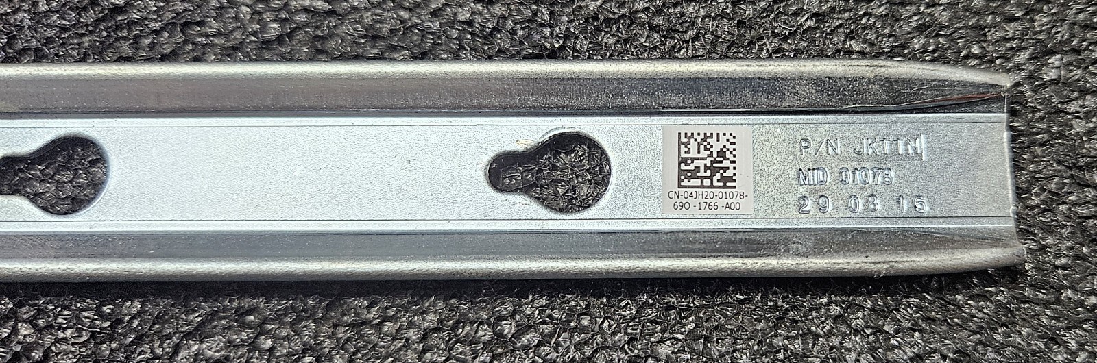 Dell 5RN1M A5 Enterprise Network Swtich Rack Mount Rail Kit (Inner and Outer)