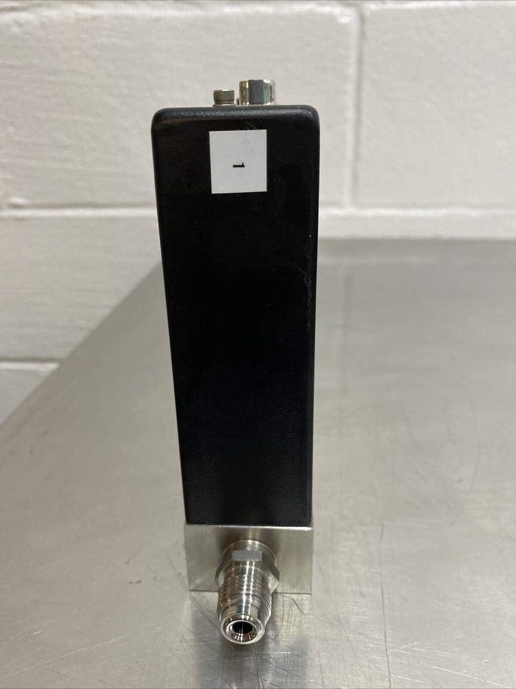 MKS Mass-Flo Controller 1179A52CR1BB