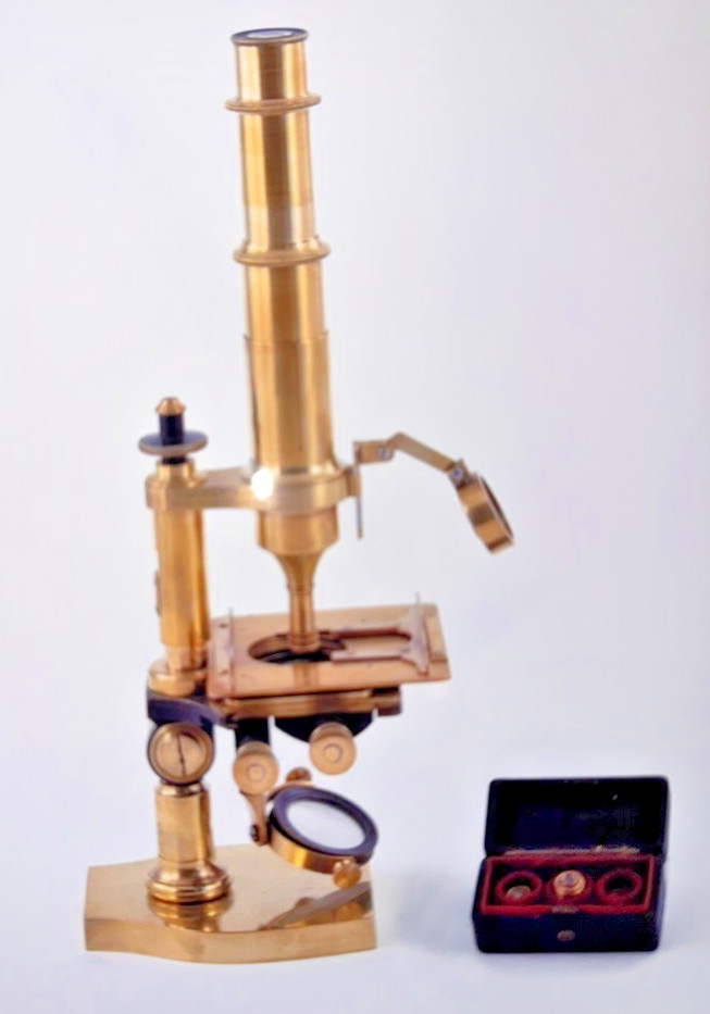 Beautiful Nachet antique brass microscope, circa 1851