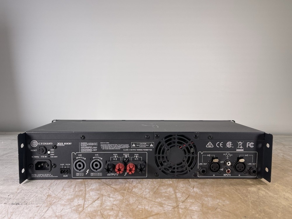 CROWN XLS 1002 2-CHANNEL DRIVE CORE POWER AMPLIFIER - READ DESCRIPTION