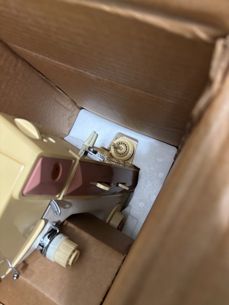 heavy duty singer sewing machine Vintage Model 2024