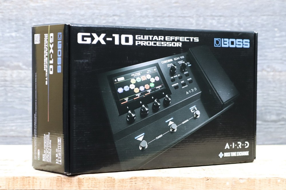 Boss GX-10 Guitar Effects Processor Compact Guitar & Bass Amp/Effects Processor