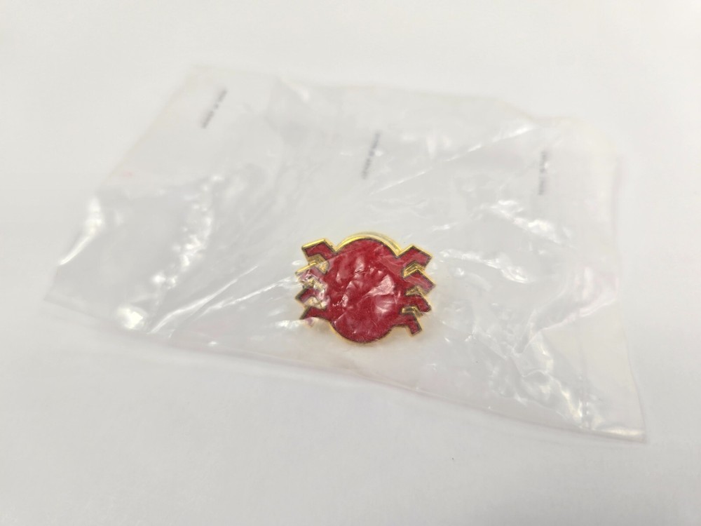 1989 Marvel Planet Studios Spider-Man Pin NOS