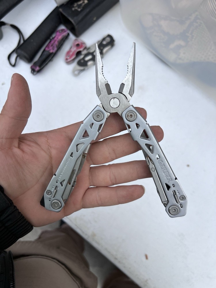 NICE - GERBER Suspension NXT Multi - Tool - Knife Pliers