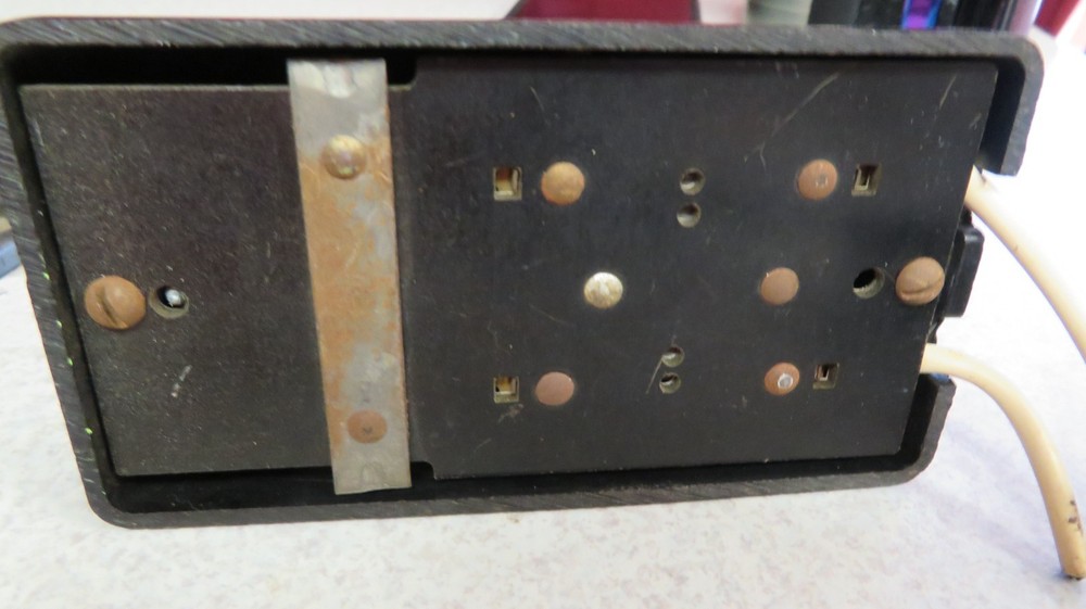LIONEL CONTROL SWITCH W/LIGHTS O GAUGE