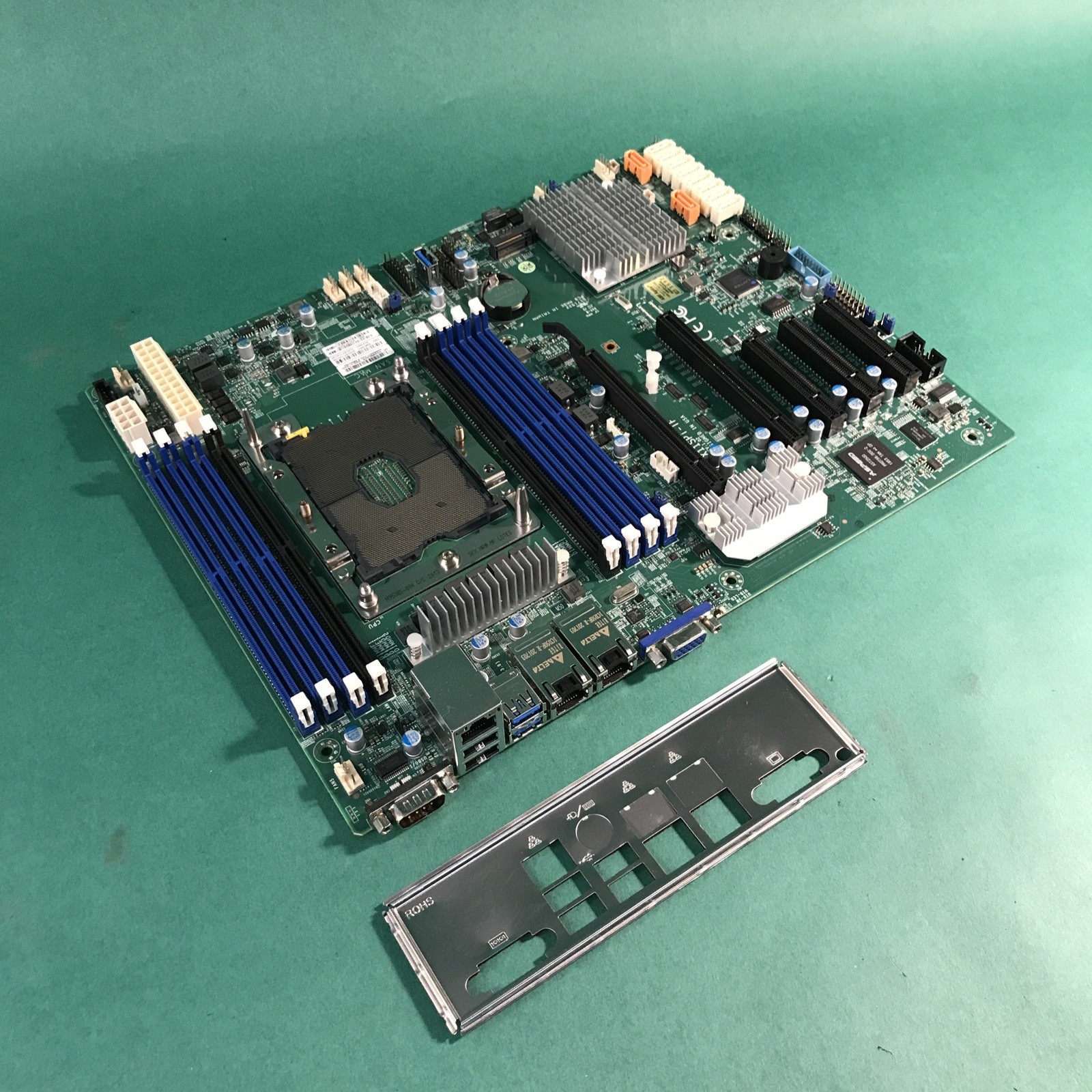 Supermicro X11SPi-TF system board motherboard + I/O Plate