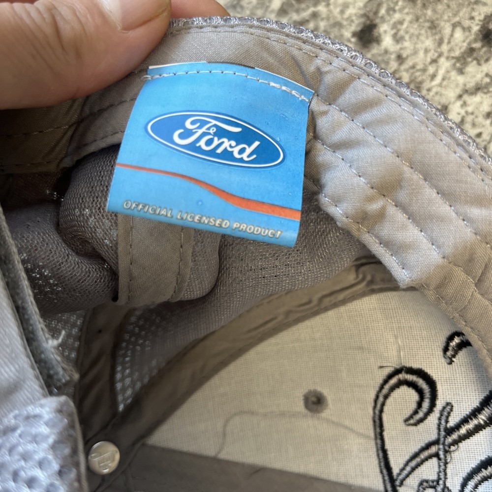 Ford Mustang Mesh Hat in Grey
