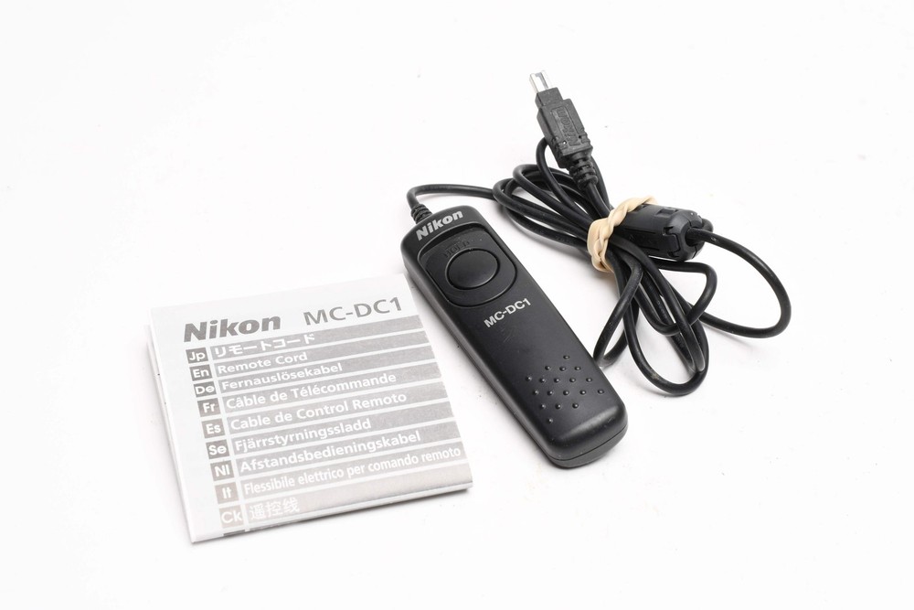 Nikon MC-DC1 Wired remote control, w/Instructions
