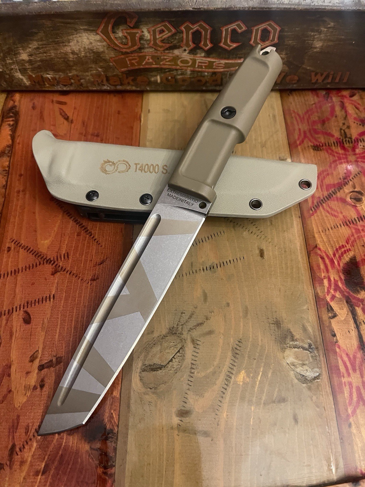 Extrema Ratio Large Ranger Japanese Tanto