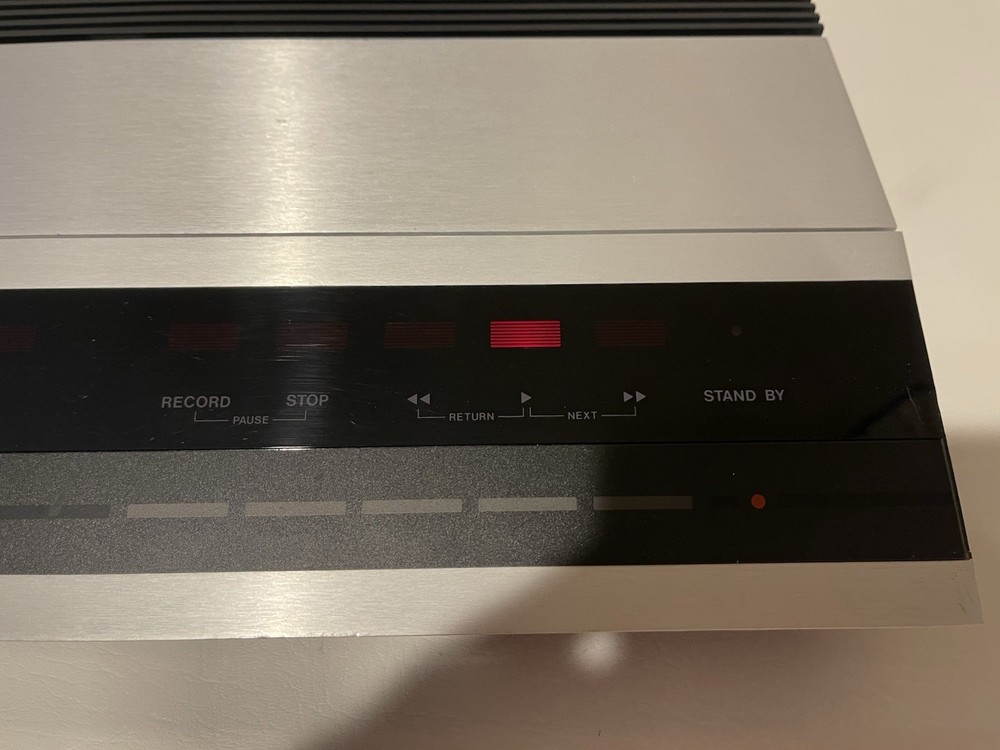 Bang & Olufsen Cassette Deck Model Beocord 2000 Type 2923 Clean - Read!