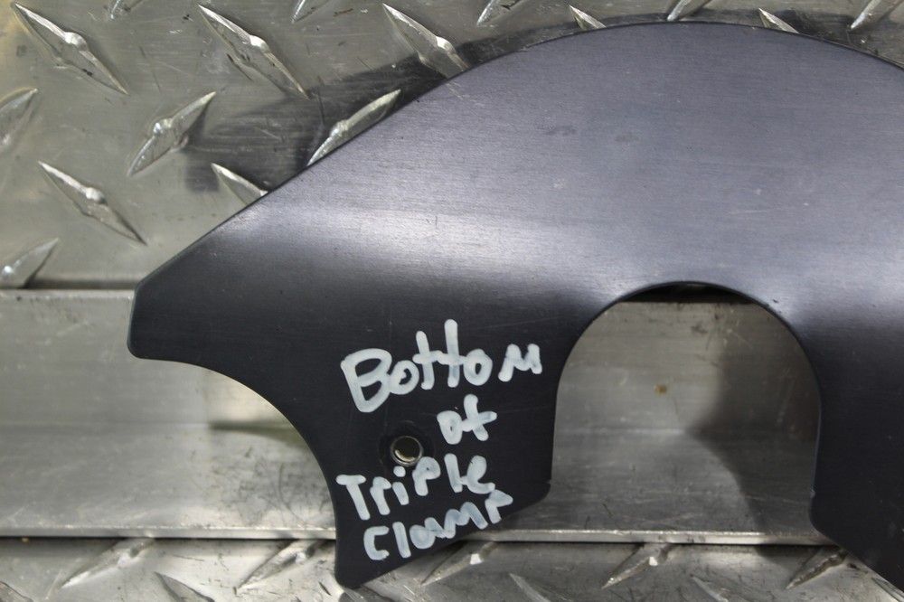 2002 DUCATI MONSTER 600 TRIPLE CLAMP BOTTOM COVER