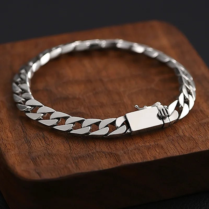 Cuban Chain Bracelet – Sleek Trendsetting Accessory