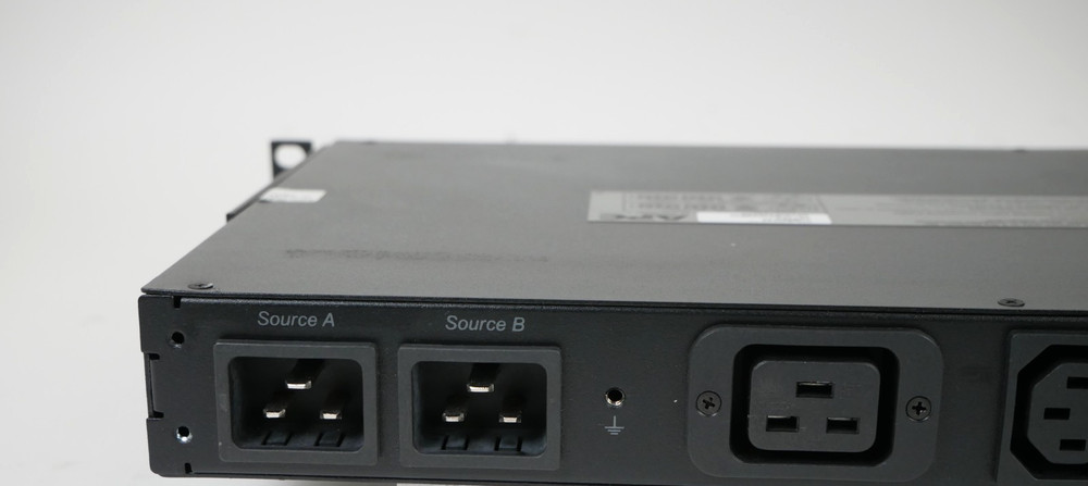 APC AP7723 AC 230 V Ethernet 10/100 Rack Mountable Automatic Transfer Switch