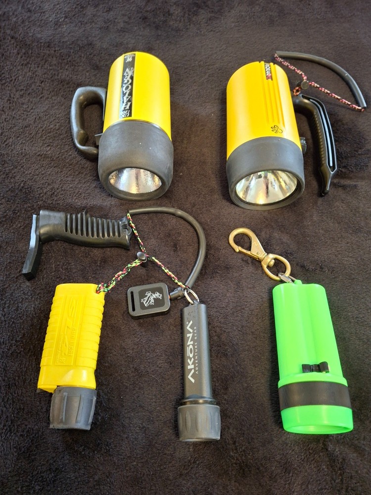 dive lights UK and Ikelite