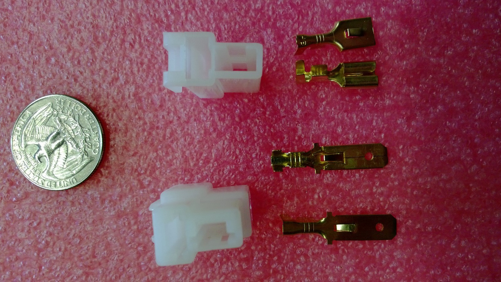 ICOM --- " T " TYPE REPLACEMENT CONNECTOR DC POWER PLUG ONLY 2 PIN INLINE