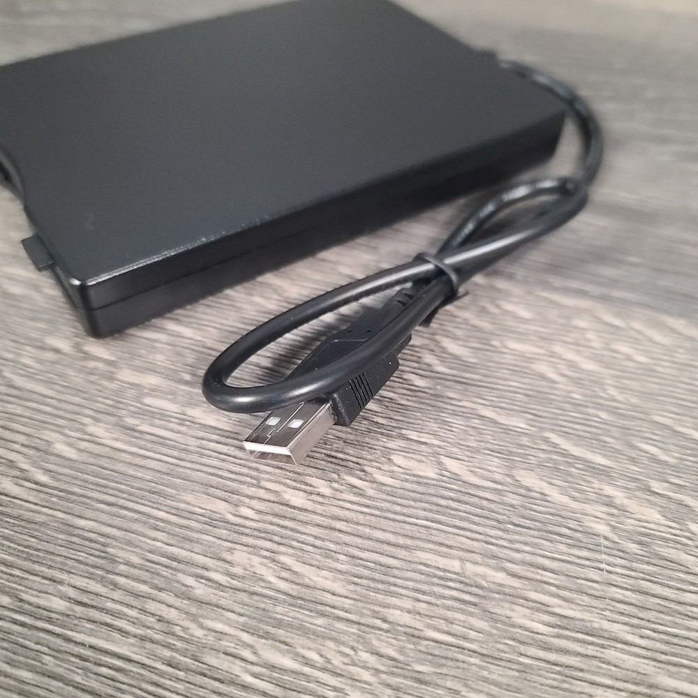 USB Portable Diskette Drive Model FD-05PUB