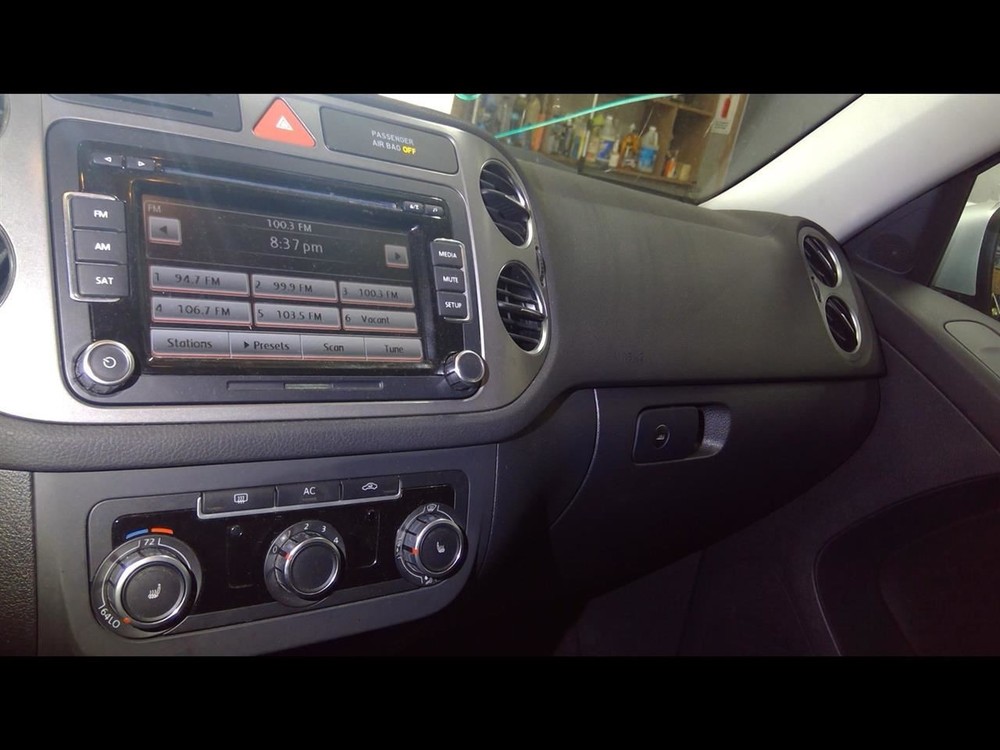 Harman Becker Communication Interface Box Telephone Module Fits 06-10 JETTA