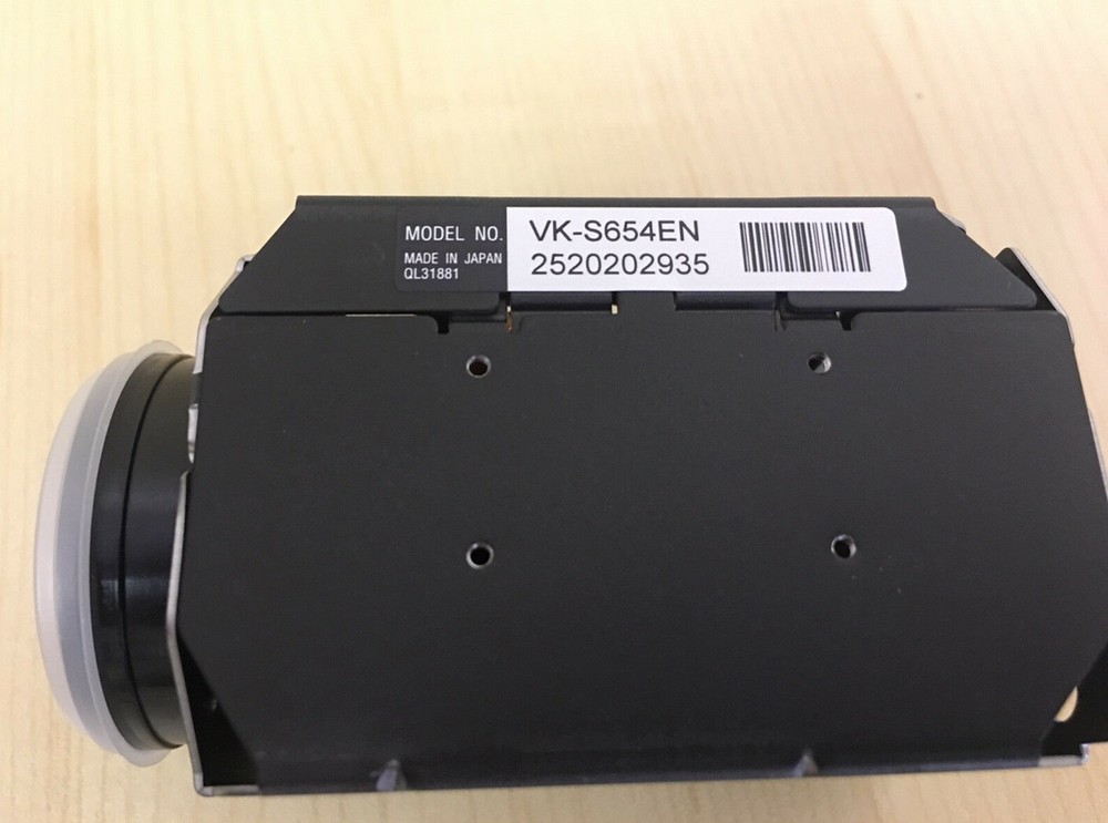 HITACHI VK-S654EN SD BLOCK CAMERA (PAL)