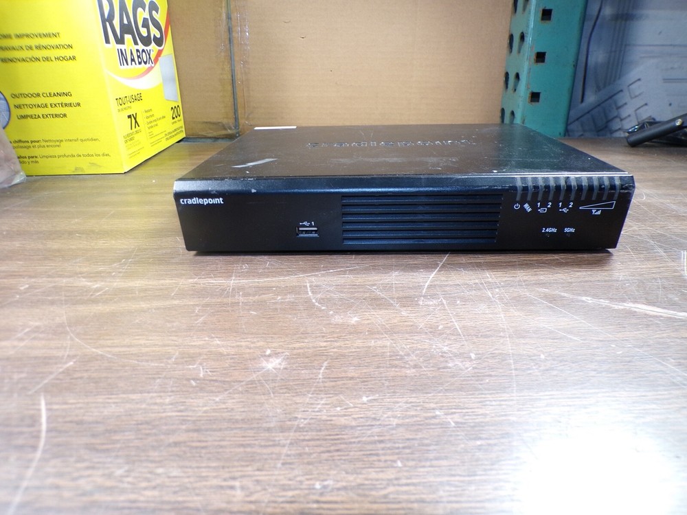 Cradlepoint AER2100 4G LTE Wireless Cellular Router