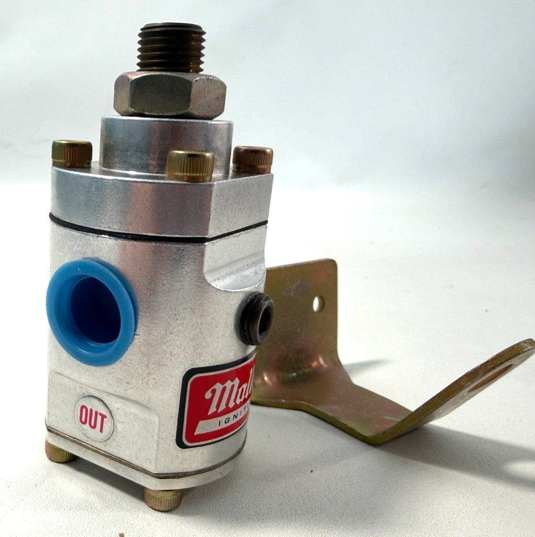 Mallory 4207 Adjustable Fuel Pressure Regulator 3/8" NPT Threads NOS w/ Bracket