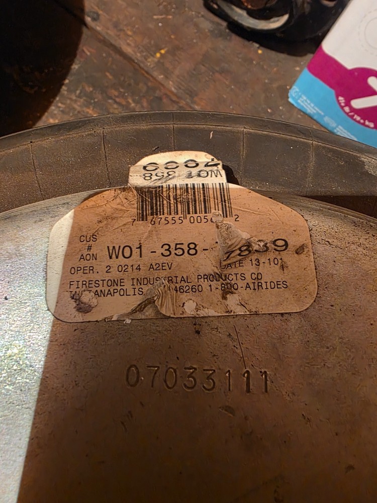 Firestone W01-358-7839 Air Spring