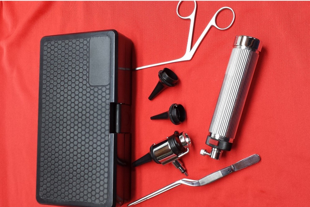 NEW Veterinary double lens Operating OTOSCOPE Diagnostic Kit Set    :)